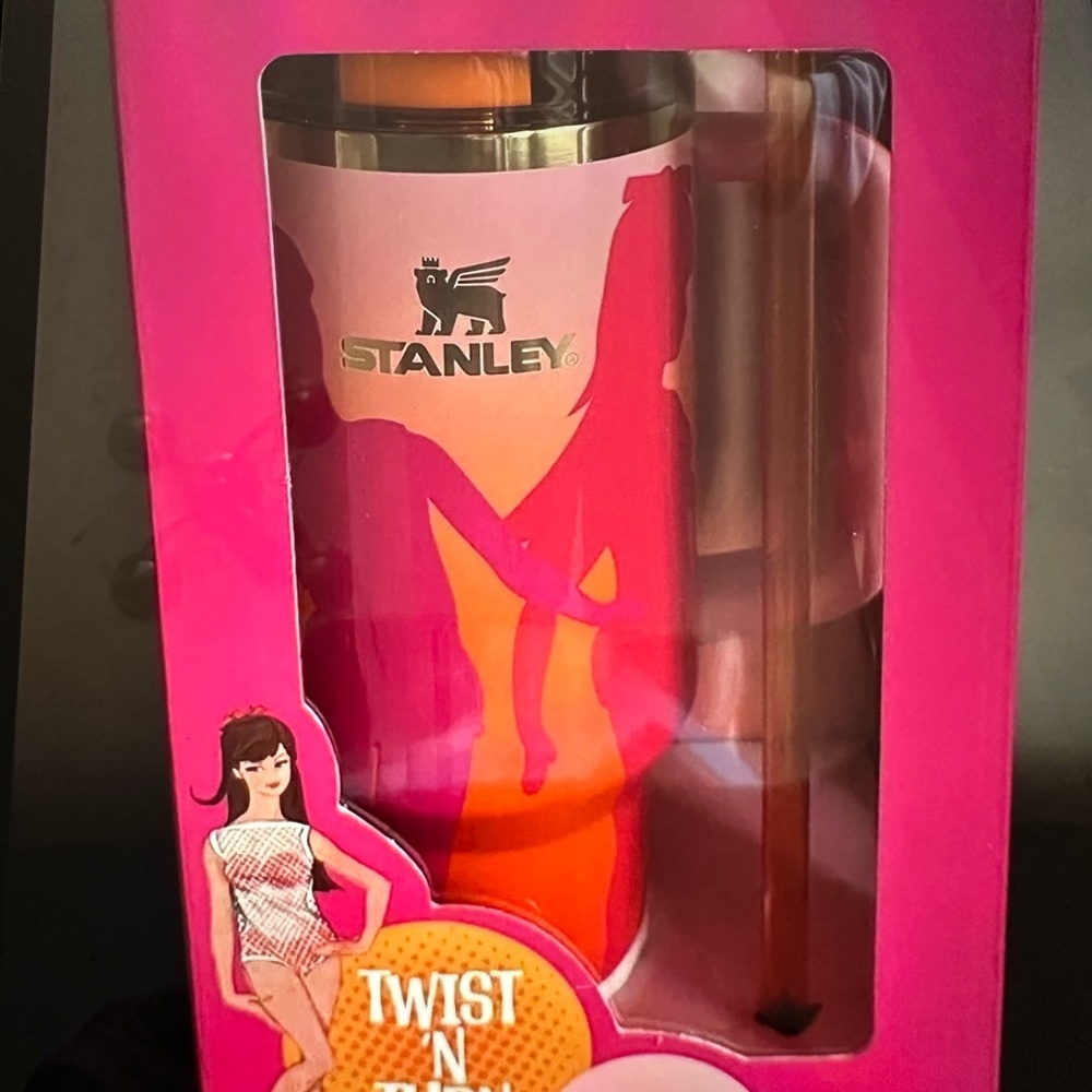 Stanley Barbie Twist n Turn Pink and Orange Gradient Tumbler